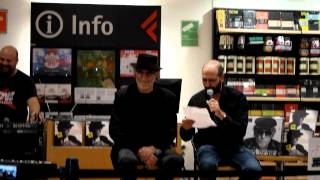 Francesco De Gregori e Checco Zalone a quotla Feltrinelliquot di Bari Pt1 [upl. by Micheline]