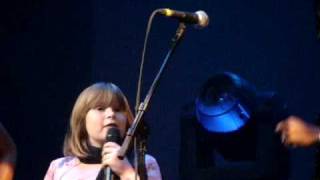 Johnny Reid w little girl from audience quotOut of the Bluequot  Moncton NB [upl. by Noiemad446]