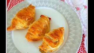 midye borek tarifiMidye Börek Nasil Yapilir [upl. by Nichole39]