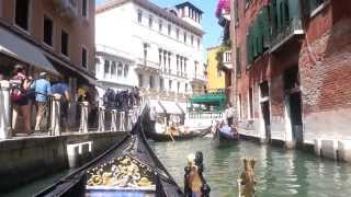 Paseo en Gondola por Venecia Italia [upl. by Yelnats]