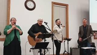 mark Ruth nisley family singing behold our God at new horizons ministries banquet [upl. by Acirrehs]