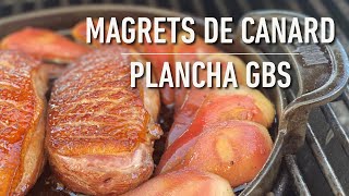 Magrets de canard à la plancha  Les recettes Weber [upl. by Nyvrem]