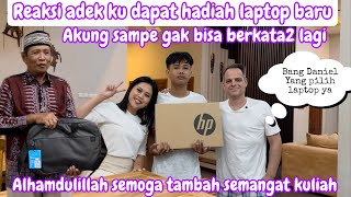 REAKSI ADEK KU DAPAT HADIAH LAPTOP BARU  AKUNG SAMPE GAK BISA NGOMONG APALAGI [upl. by Sanfourd]