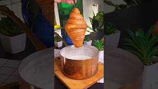 HACK CROISSANT FACILE  recette patisserie croissant snack gateau dessert [upl. by Tnert]