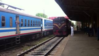 SLR Class M5c 771 Hauling Anuradhapura  Colombo Intercity Express Train [upl. by Nivlen949]