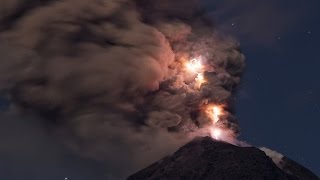 Colima volcanic lightning in ash clouds [upl. by Ziul926]