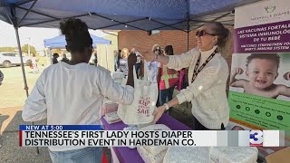 TN First Lady gives away diapers other infant essentials [upl. by Stanwin796]