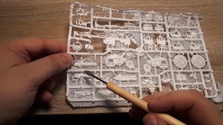 Recasting a Tau Broadside part 2 Opening the Mold and Casting w Liquid Plastic Warhammer 40k [upl. by Kipper]