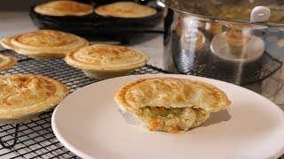 CHICKEN PIE RECIPE VIDEO  How to cook chicken pies [upl. by Senn195]