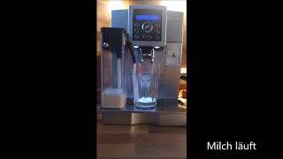 DeLonghi  Zubereitung von Milchkaffee  Cafe Latte  Milchkaffe How to make a coffee [upl. by Naujaj937]