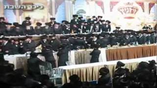 Big Viznitz Wedding in Bnie Brak שמחת בית וויזניץ [upl. by Anthea]