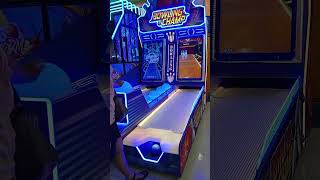 Larong pang bata 😁🤭 tomsworldph arcadegame tomsworld arcade bowling [upl. by Annai]