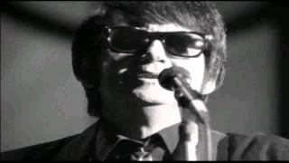 ROY ORBISON  ONLY THE LONELY  LIVE 1988 [upl. by Eisor]