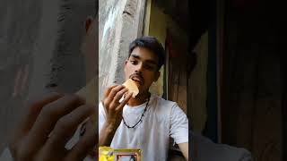 Aja khaya hawa k package me chips minivlog vlog funny [upl. by Kelly256]