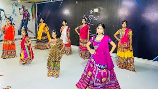 Navratri dance mashupgarbadholida dhol re Vagad  dance by Nilesh roy dance nileshroy683 [upl. by Akiraa]