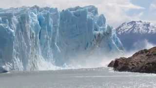 Argentina Calafate Glaciar Perito Moreno desprendimiento de hielo [upl. by Pomona827]