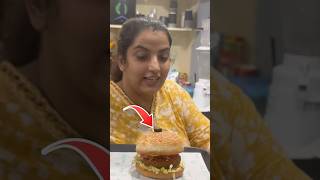 Tannu ne bnaya khud ke leye burger tamannaandpraveen [upl. by Enyaz]