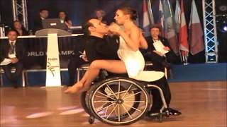 WHEELCHAIR DANCE DA TOKYO A ROMA [upl. by Ahsinnor]