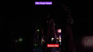 Crow Scare Zone at HHN Huge scary crows I scream a lot 🎃😂 [upl. by Selec]