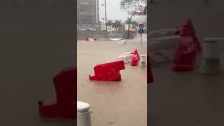 Inundado el centro de la ciudad de Málaga [upl. by Relyk301]