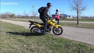 HONDA CB125F spins amp wheelies πάντες [upl. by Ybhsa374]