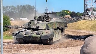 Challenger 2 vs T72 Tankfest 2023 [upl. by Wolff]