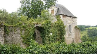 Visite Incroyable dune ruine de chateau [upl. by Taub]