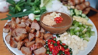 แจก​สูตร​แหนมเนือง​ พร้อม​น้ำจิ้ม​อร่อย​ๆ​  ແຈກ​ສູດແຫນມເນືອງພ້ອມນ້ຳຈິ້ມແຊບໆ  Nem Nướng FRA SUB [upl. by Nosde]