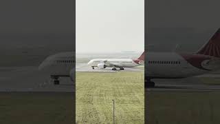 Air India B787 Lining Up for Takeoff  Boeing Dreamliner on Runway [upl. by Raual]