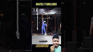 Anatoly Use Fake Weights in Gym Prank 😱Anatolyfitnessgymgymworkoutprank funny [upl. by Diane826]