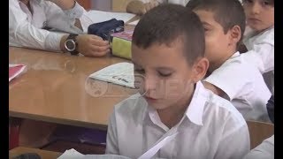 Ora News  Aspak “ndryshe” 9vjeçari autik që shkëlqen në shkollë [upl. by Yeoz]