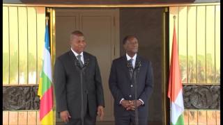 Présidence  Ouattara reçoit son homologue centrafricain TOUADERA [upl. by Nivaj]