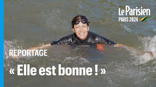 Des dizaines de baigneurs accompagnent Anne Hidalgo dans la Seine [upl. by Milan]