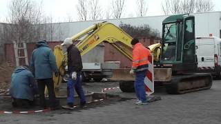 Bombenfund in Oberhausen  Entschärfung der Fliegerbombe [upl. by Onofredo329]