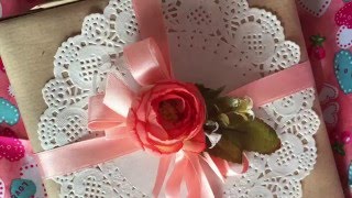 Tutorial incartare regalo  Gift wrapping tutorial [upl. by Eboj]