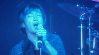 Arnel Pineda in Dubai 2010 HD LiveBed of Roses [upl. by Eustis774]