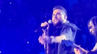 Karan Aujla Performs quot2 AMquot Live at Scotiabank Arena Toronto  Concert Highlights [upl. by Howland110]