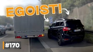 Nagelneuen Dacia zerstört Drama beim Auffahren und Radfahrer macht plums  GERMAN DASHCAM  170 [upl. by Lemak]