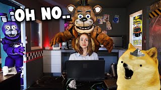 Five Nights at Freddys en la vida real  Juegos con cheems [upl. by Egide949]