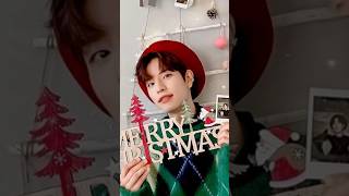 Stray kids Christmas edition🎄 straykidseverywhereallaroundtheworld youmakestraykidsstay [upl. by Aenneea]