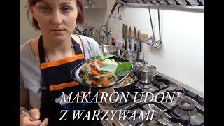 Szybki wegański makaron udon z warzywami [upl. by Timi]