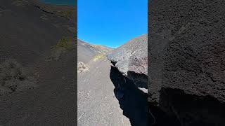 VOLCANO SCIENCE Valley Margin with 1736 Tholeiite Valley Fill on Lanzarote lava volcano geology [upl. by Atinnek]