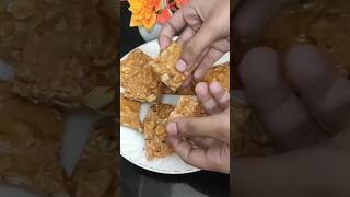 Chikki Recipe Homemade 41365 sweet peanut desert [upl. by Rockwell495]