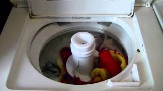 Whirlpool washing towels [upl. by Heppman58]