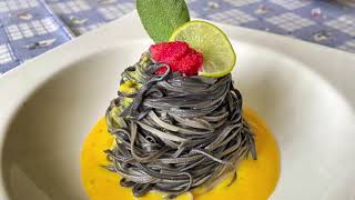 tagliolini al nero di seppia e Lemon Curd e uova di Mallotto ricetta di Kwan [upl. by Melvina]